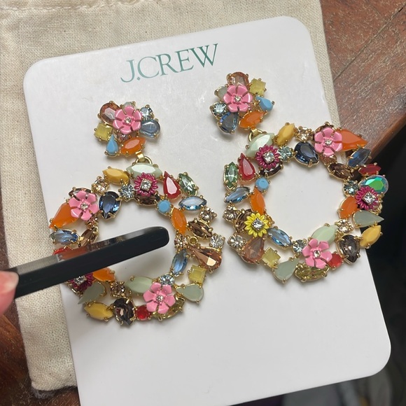 JCrew Colorful floral hoop earrings - Picture 4 of 4
